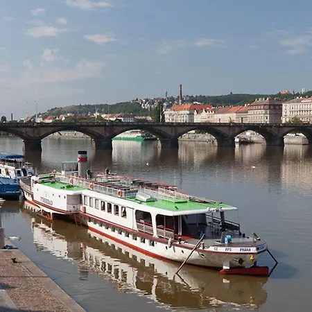 Augustus Et Otto 4* Prága