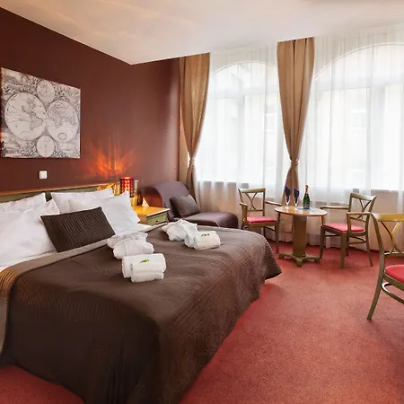 Szálloda Augustus Et Otto 4*