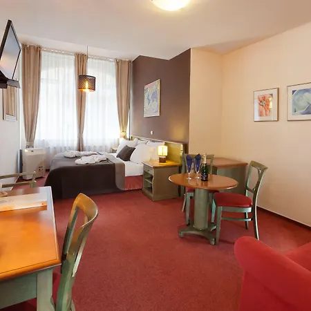 Augustus Et Otto Szálloda Prága