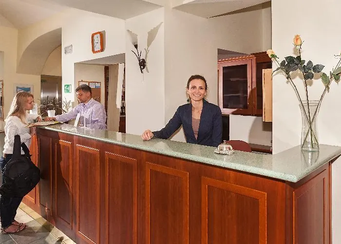 Augustus Et Otto Hotel 4*