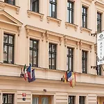 Augustus Et Otto 4* Prague